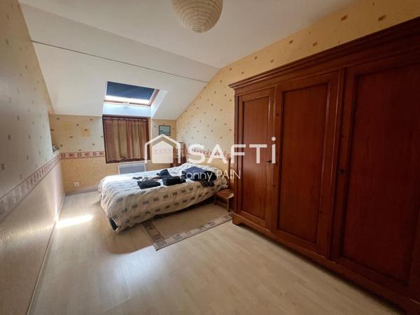 Maison familiale avec 4 chambres dans un quartier recherché