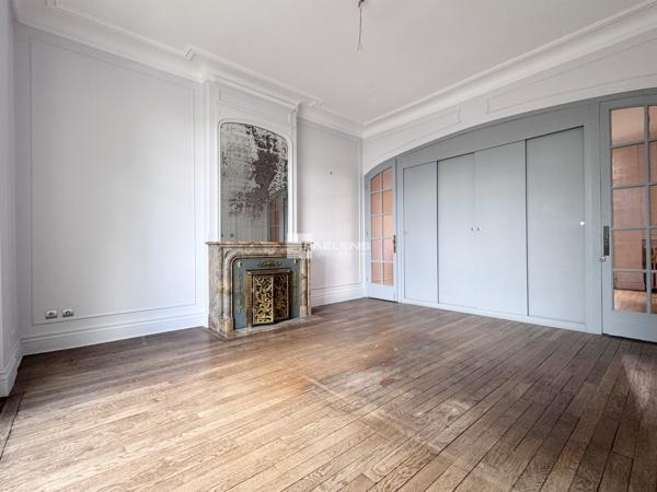 Maison Bourgeoise à Marcq-en-Baroeul - Réf. mlmo1190l