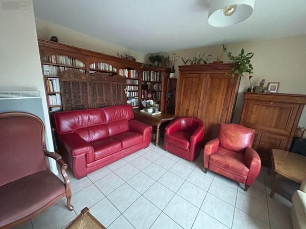 Maison individuelle à vendre à Chalonnes-sur-Loire dans le Maine-et-Loire (49290), ref : 12516/1277   
Gendarmerie