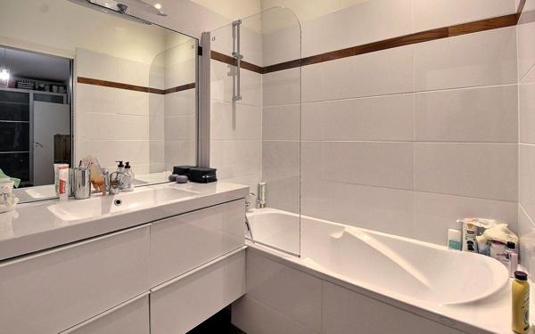 Appartement à vendre    6 pièces • 146,20 m2 Paris 14