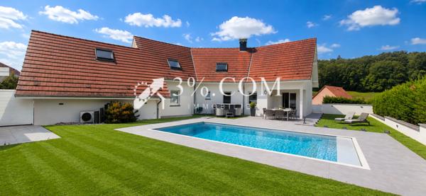 Villa 7 pièce(s) 3 chambre(s) 230 m²