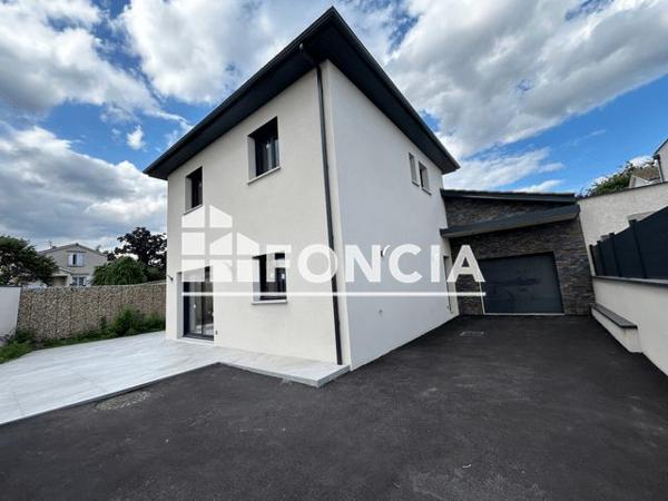 Location Maison 4 pièces 125.7 m² - Les Hayes Le Peage-de-roussillon 38550
