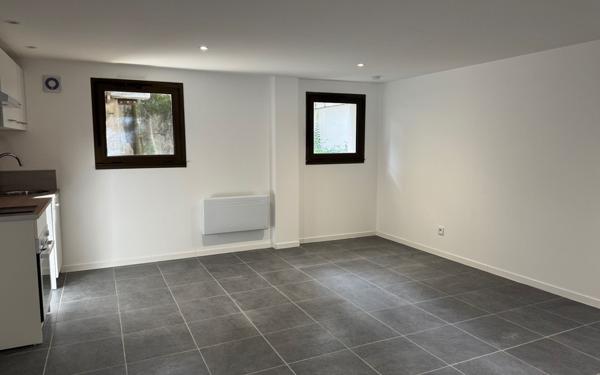 Appartement à louer    3 pièces • 69 m2 Mazamet