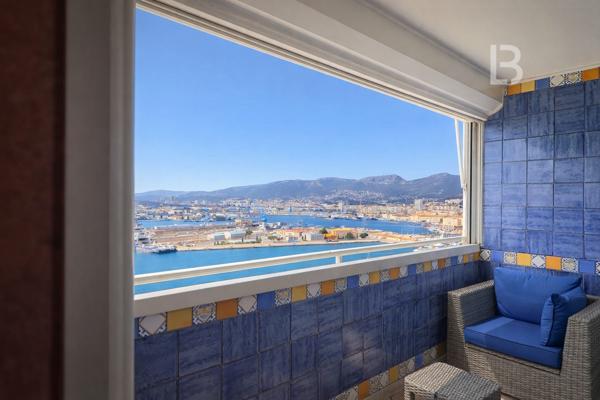 Toulon – Appartement avec vue panoramique sur la rade et les monts toulonnais