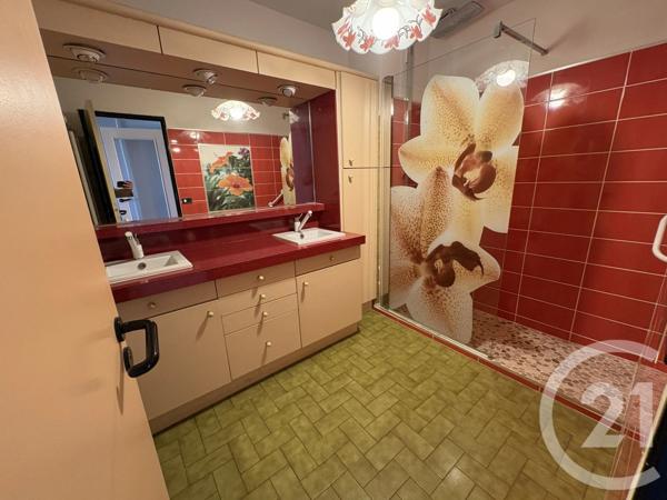 Appartement F4 à vendre  4 pièces - 87 m 2   LA SEYNE SUR MER  - 83
