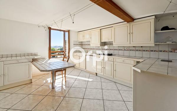 Appartement à vendre    3 pièces • 68,59 m2 Saint-Martin-en-Haut