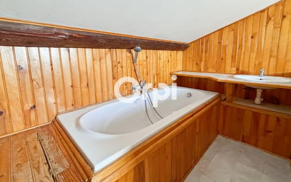 Appartement à vendre    3 pièces • 68,59 m2 Saint-Martin-en-Haut