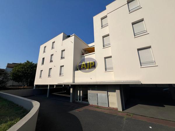 Appartement à louer Bruges : 3 pièces, 67m² avec 2 chambre(s) à 826€ - AJP Immobilier Mérignac