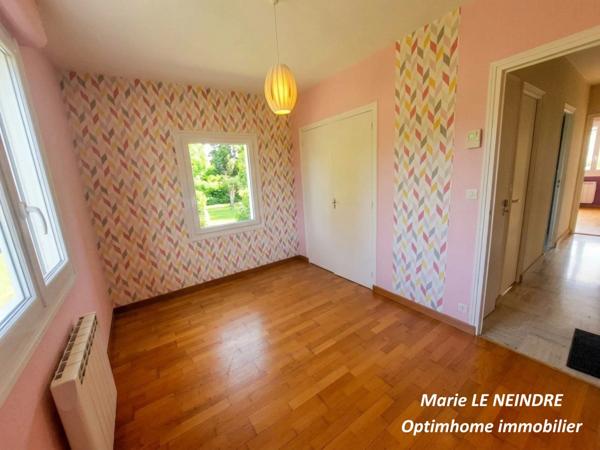 🏡 Coup de cœur assuré à Pontivy : Spacieuse maison familiale de 148 m² sur un grand terrain de 1 008 m² !