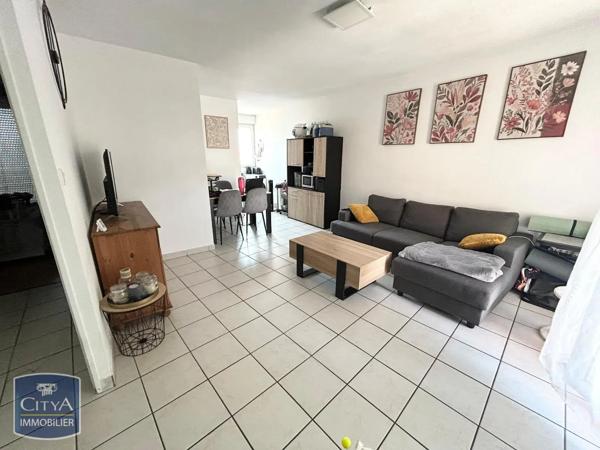 Appartement à louer 2 pièces 53.35m² Valenciennes (59300)