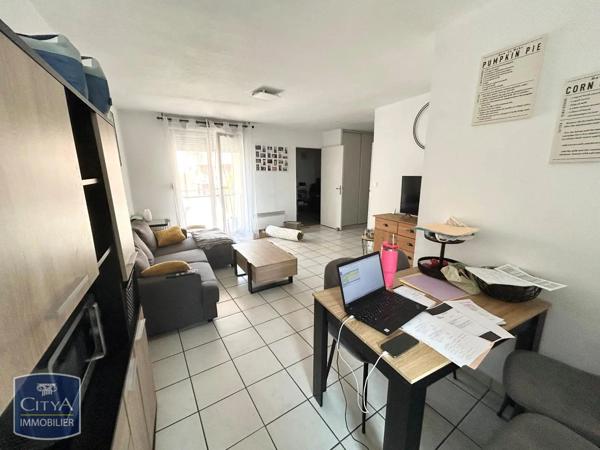 Appartement à louer 2 pièces 53.35m² Valenciennes (59300)