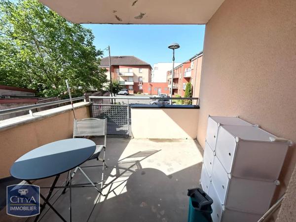 Appartement à louer 2 pièces 53.35m² Valenciennes (59300)