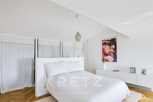 Maison de ville avec rooftop, jardin et dépendance.