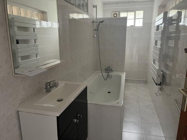 Maison à vendre 140 400 € Piégut-Pluviers 6 p 123 m² DPE D