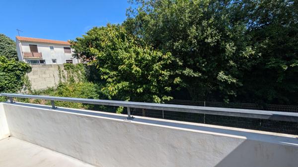 Appartement 2 pièces à vendre Tonnay Charente - 17430 / Réf: 3362