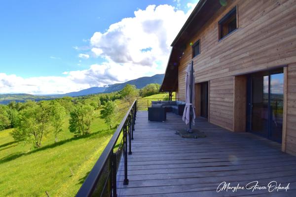 Vue panoramique exceptionnelle & rénovation haut de gamme - Maison familiale avec appartement indépendant