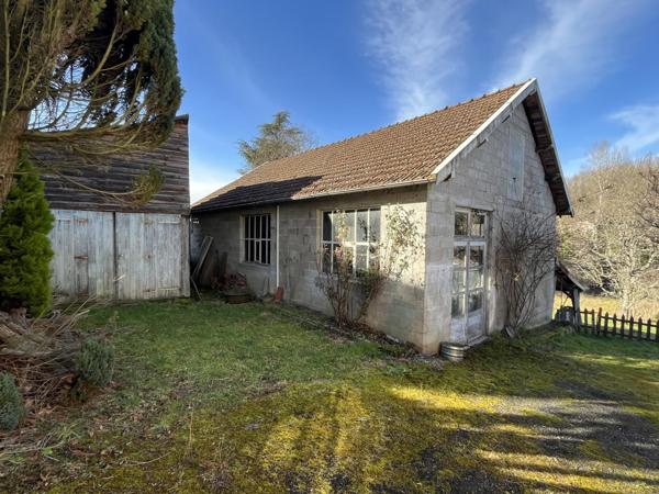 Maison 1 pièce 200m² à vendre Ferrières-sur-Sichon 03250 79000€ - Micro.immo