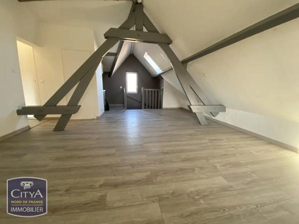 Appartement à louer 4 pièces 65.02m² Béthune (62400)