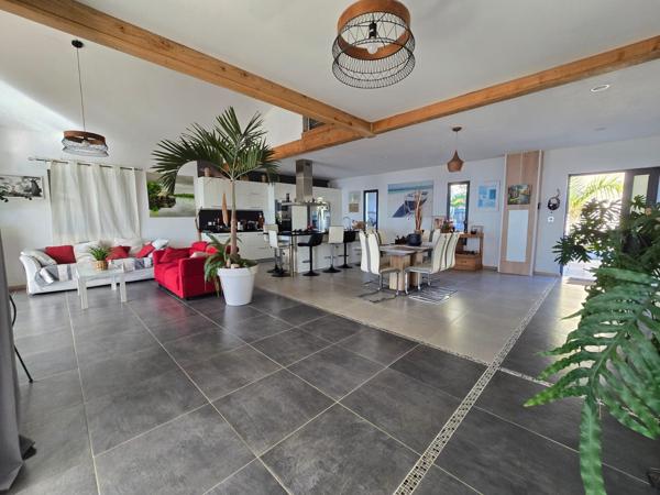 PROPRIÉTÉ D'EXCEPTION AVEC VUE OCÉAN PANORAMIQUE