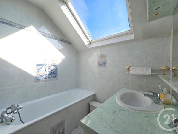 Maison à vendre  6 pièces - 115,20 m2 ST PIERRE LES NEMOURS - 77