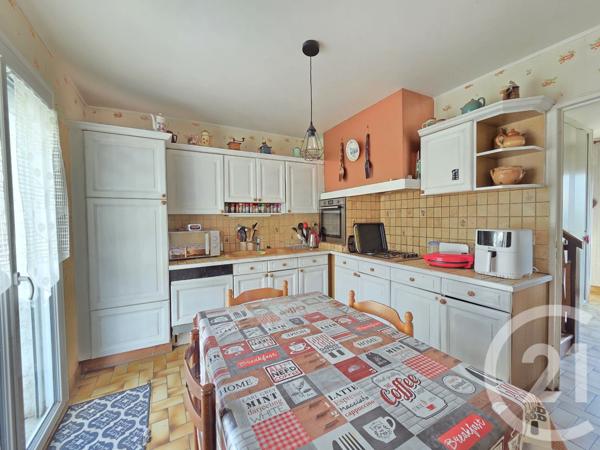 Maison à vendre  6 pièces - 115,20 m2 ST PIERRE LES NEMOURS - 77
