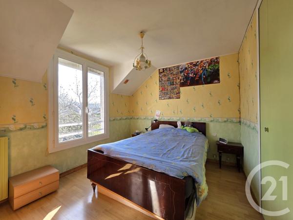 Maison à vendre  6 pièces - 115,20 m2 ST PIERRE LES NEMOURS - 77