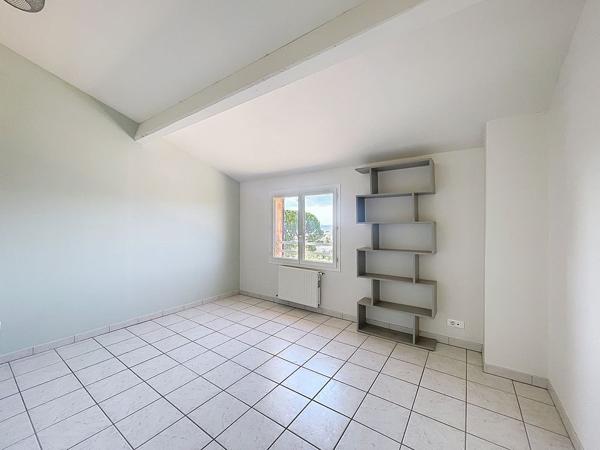 Maison Manosque 7 pièces 112 m2  habitables, piscine, terrasse et jardin