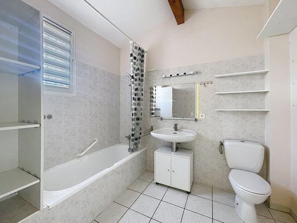 Maison Manosque 7 pièces 112 m2  habitables, piscine, terrasse et jardin