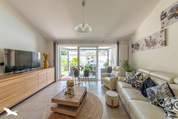Maison à vendre 231 440 € Lamagistère 5 p 145 m² DPE D