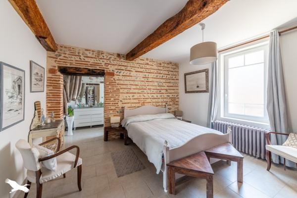Maison à vendre 231 440 € Lamagistère 5 p 145 m² DPE D