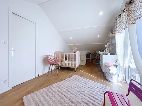 Maison 4 pièces - 121 m² Exclusivité efficity