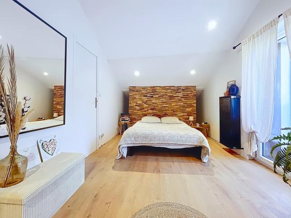 Maison 4 pièces - 121 m² Exclusivité efficity