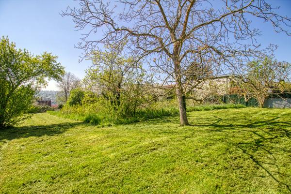 Superbe terrain à bâtir situé à 8 min à pieds de la gare !