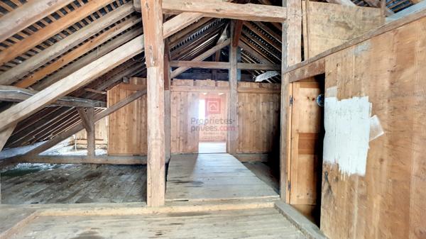 Maison Ugine 11 pièces 303 m2