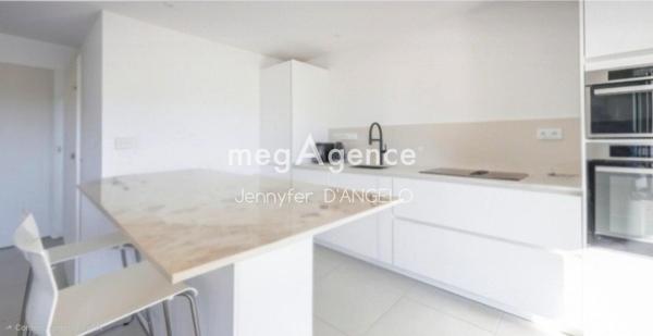 Appartement à SANARY-SUR-MER, 83110 - 3 pièces 65m²