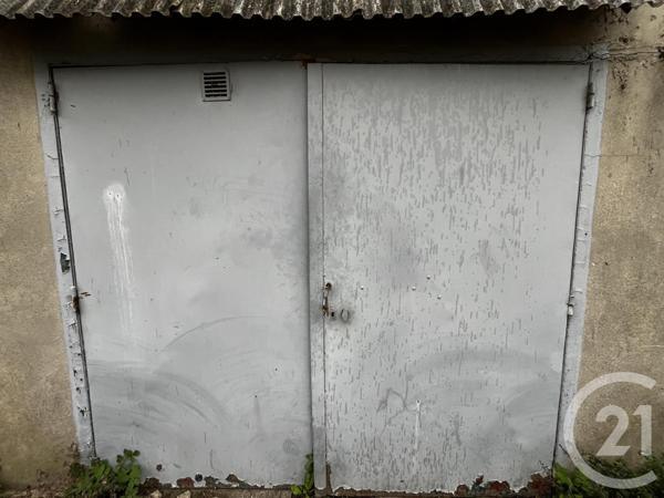 Parking à vendre  15 m2 ST QUENTIN - 02