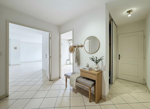 Appartement Antibes 4 pièces dernier étage- Centre Ville