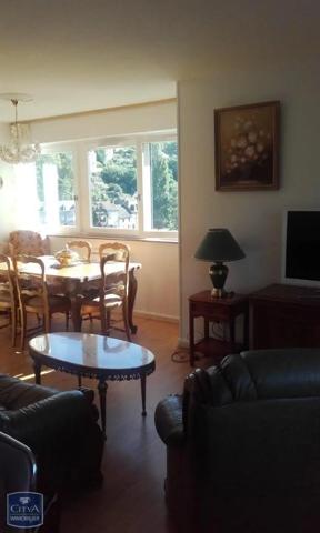 Appartement à louer 3 pièces 65.4m²