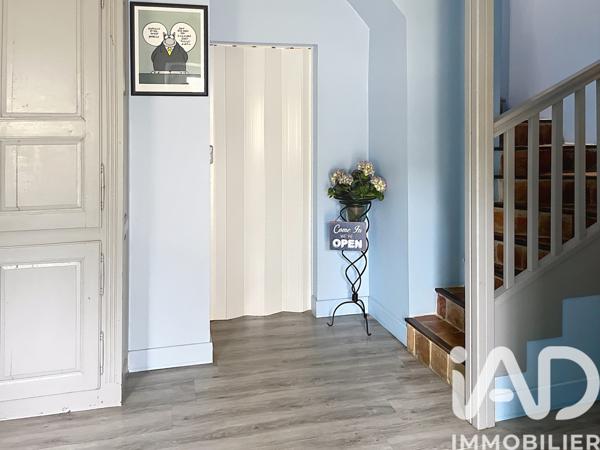 Maison à vendre 8 pièces 257 m² Dangé-Saint-Romain