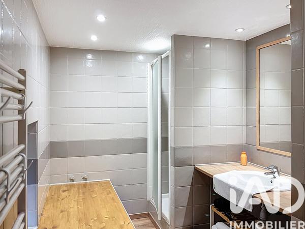 Maison à vendre 8 pièces 257 m² Dangé-Saint-Romain