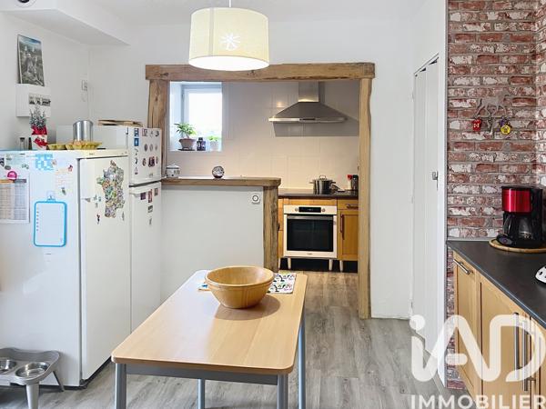 Maison à vendre 8 pièces 257 m² Dangé-Saint-Romain