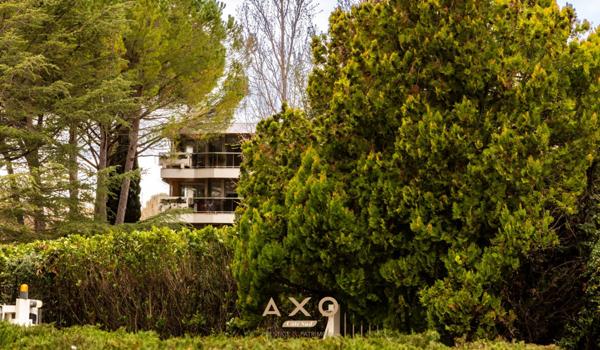 LA TORSE - APPARTEMENT - T4 - 103 M² - TERRASSE - PISCINE - BOX - CAVE - 695 000 