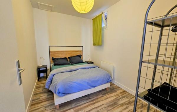 Vente Appartement 48.00 m 2    FOURAS (17450)