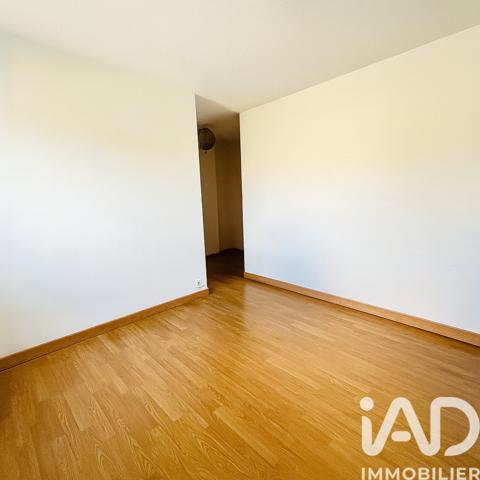 Location appartement 4 pièces 79 m² Bagnols-sur-Cèze