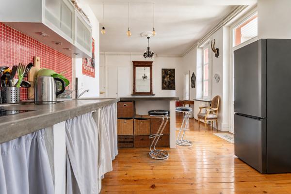 Appartement ancien T4 à vendre  Toulouse Quartier des Chalets (31000) 141 m2