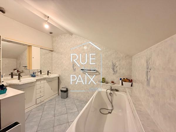 79310 MAZIERES EN GATINE Maison de caractère