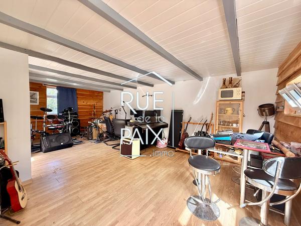 79310 MAZIERES EN GATINE Maison de caractère