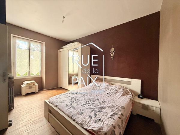 79310 MAZIERES EN GATINE Maison de caractère