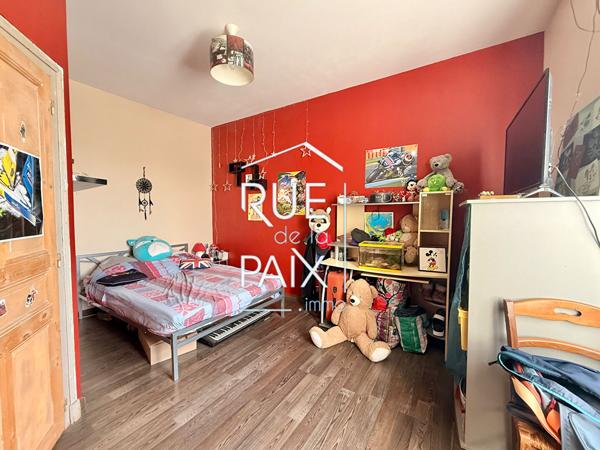 79310 MAZIERES EN GATINE Maison de caractère