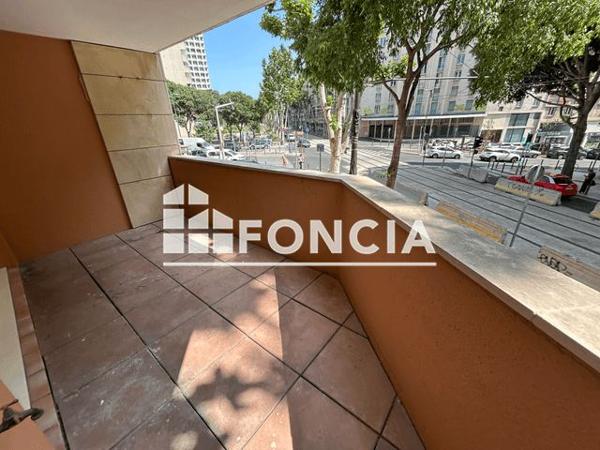 Location Appartement 2 pièces 34.67 m² - 45 AVENUE JULES CANTINI Marseille 13006